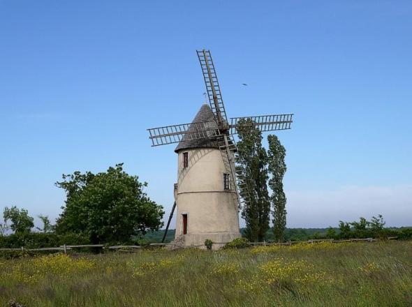 Moulin à vent le champ du trail Villa Saint-Cyr-des-Gats Esterno foto